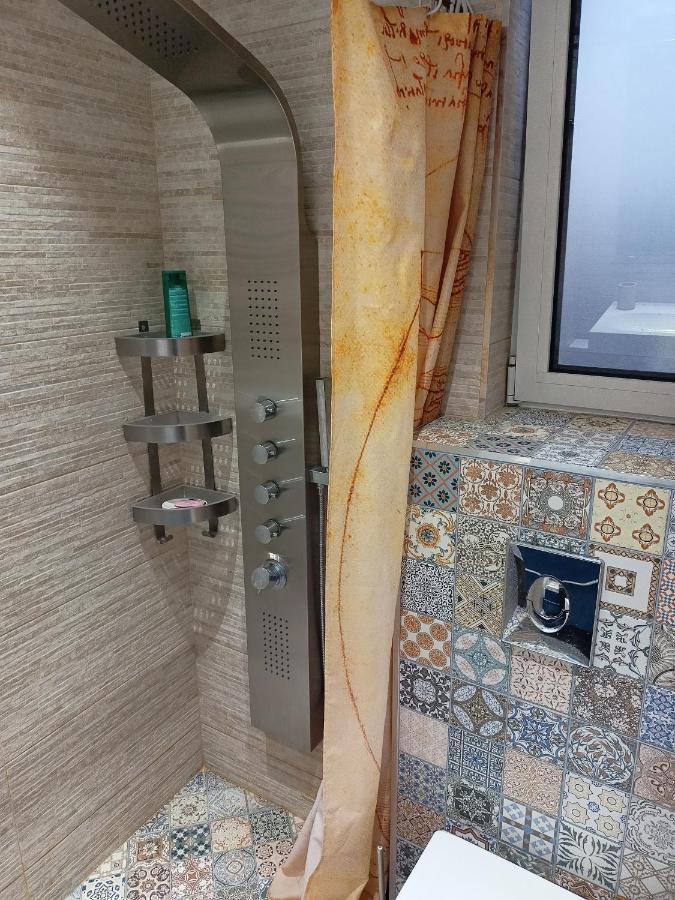 Bright Apartment At A Great Location โซเฟีย ภายนอก รูปภาพ